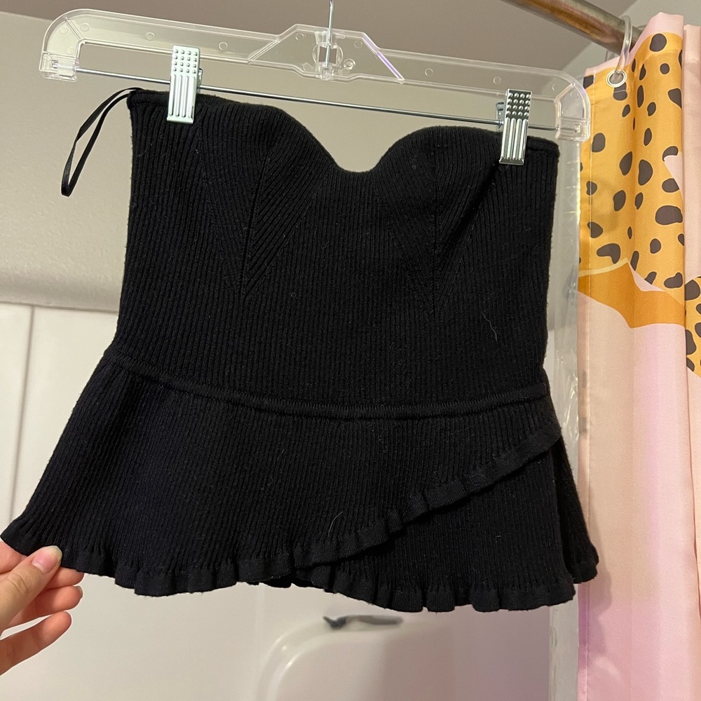 Black strapless top